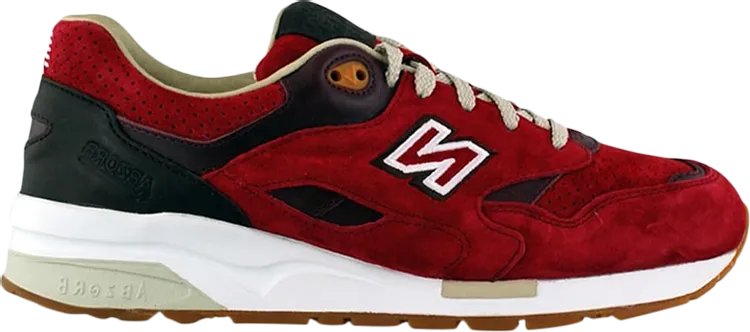 New Balance 1600 sneakers, red